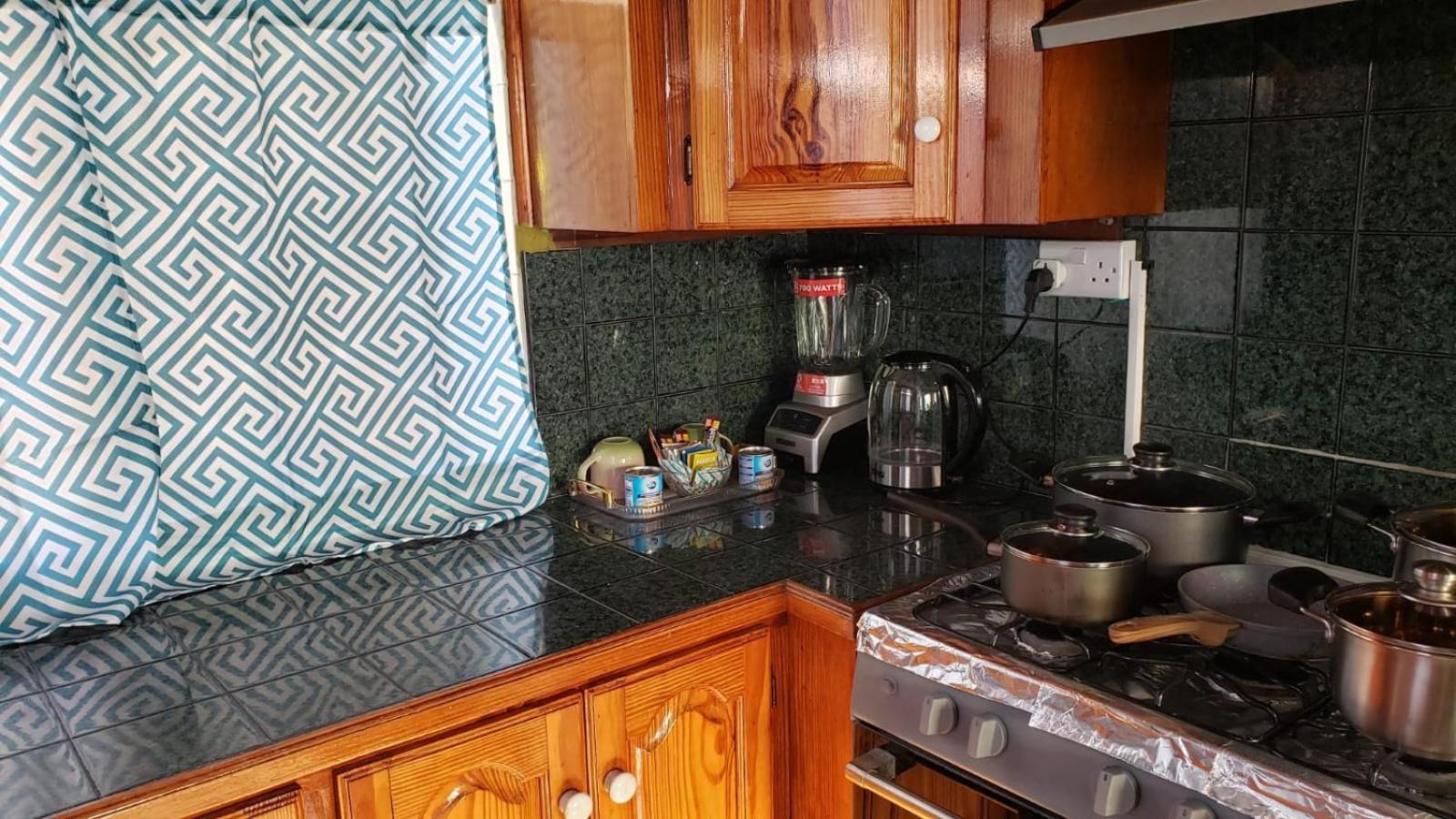 Finch Apartment Gwa Kay Exterior photo
